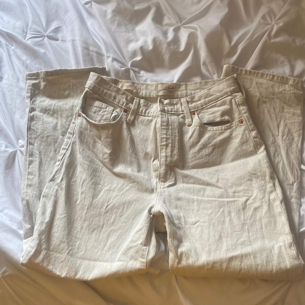 Universal thread vintage jeans